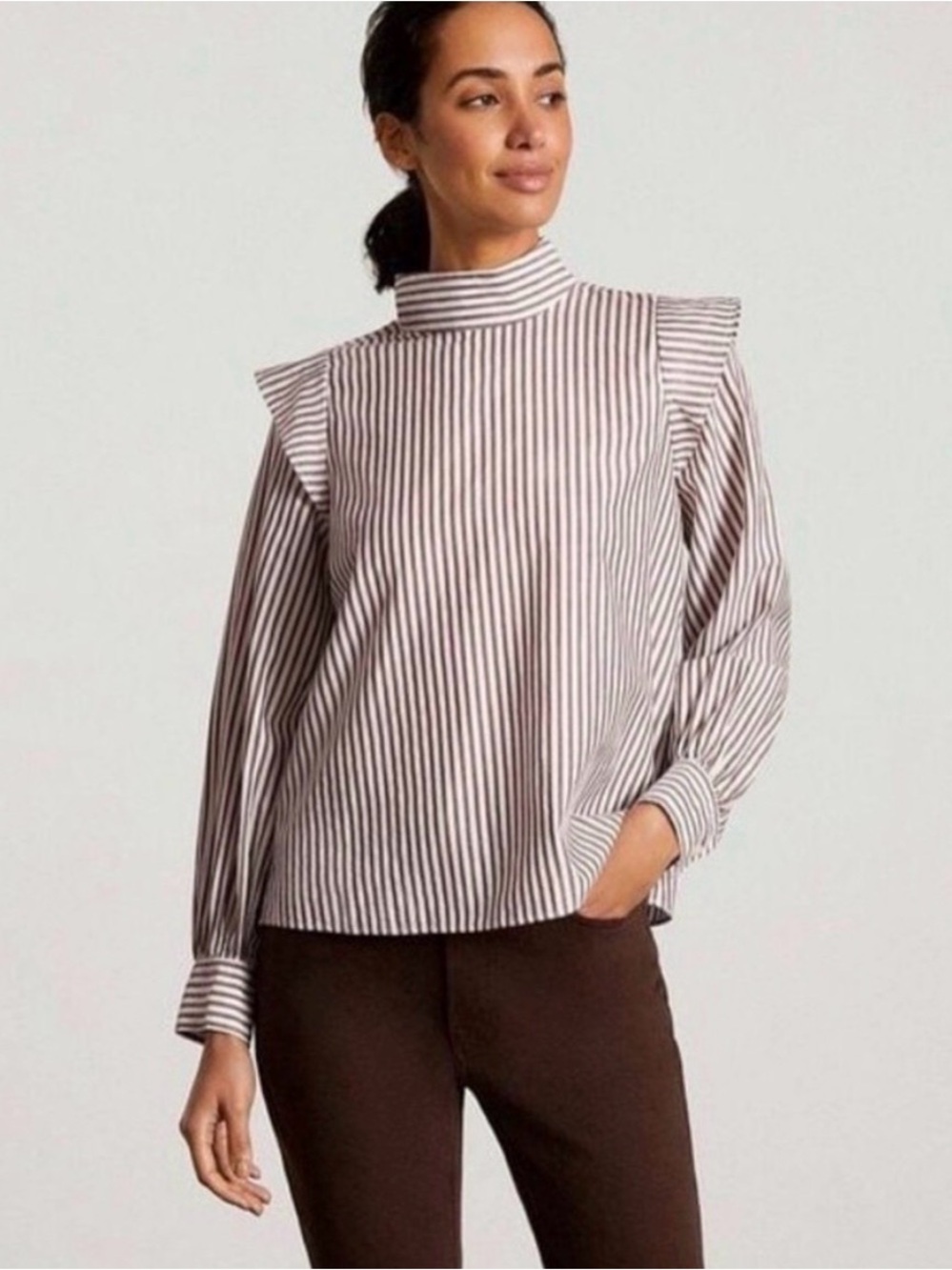 Everlane NWT Wing-Shoulder Mockneck Top size 6